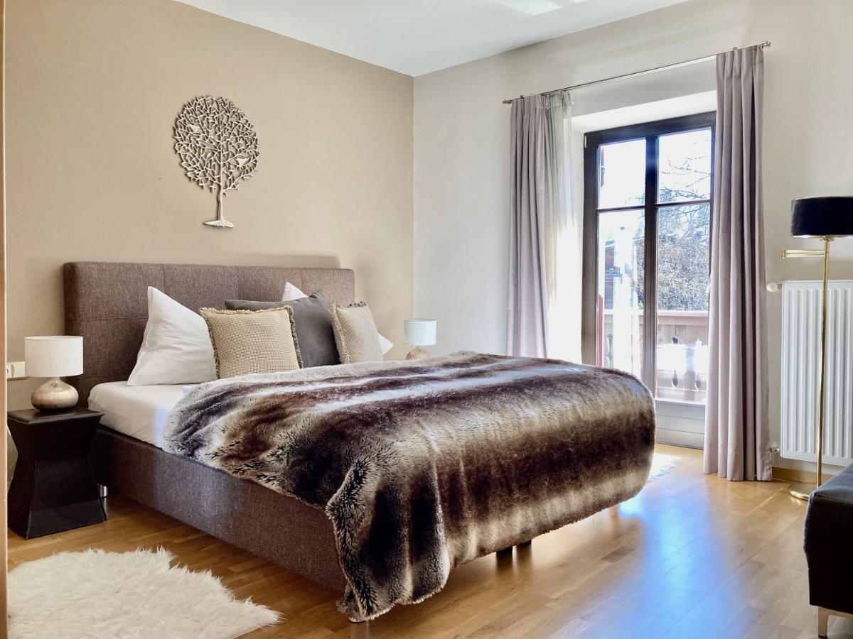 Stadtvilla Belle Kitz Im Zentrum Mit Sauna By Belle Stay Kitzbühel Buitenkant foto
